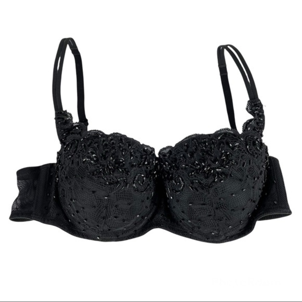 Vintage Victoria’s Secret beaded push up bra